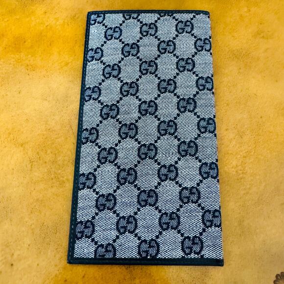 Gucci Made in Italy Leather Document Sleeve 7.25" by 4" - Picture 4 of 4